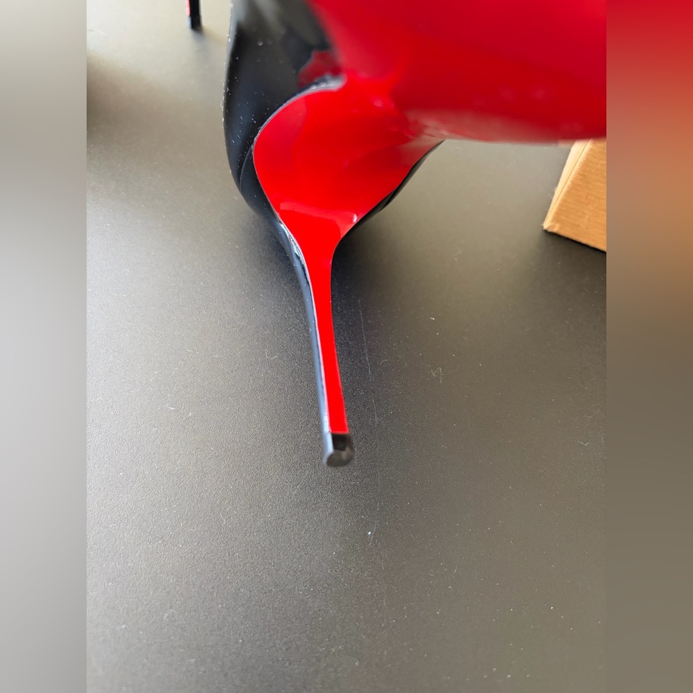 Christian Louboutin Pigalle Follies 100 Patent Black Heels EU 39 - Picture 13 of 17